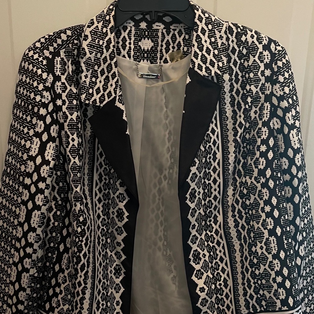 TanJay Womens Black White Geometric Tribal Print Open Front Blazer Jacket 12